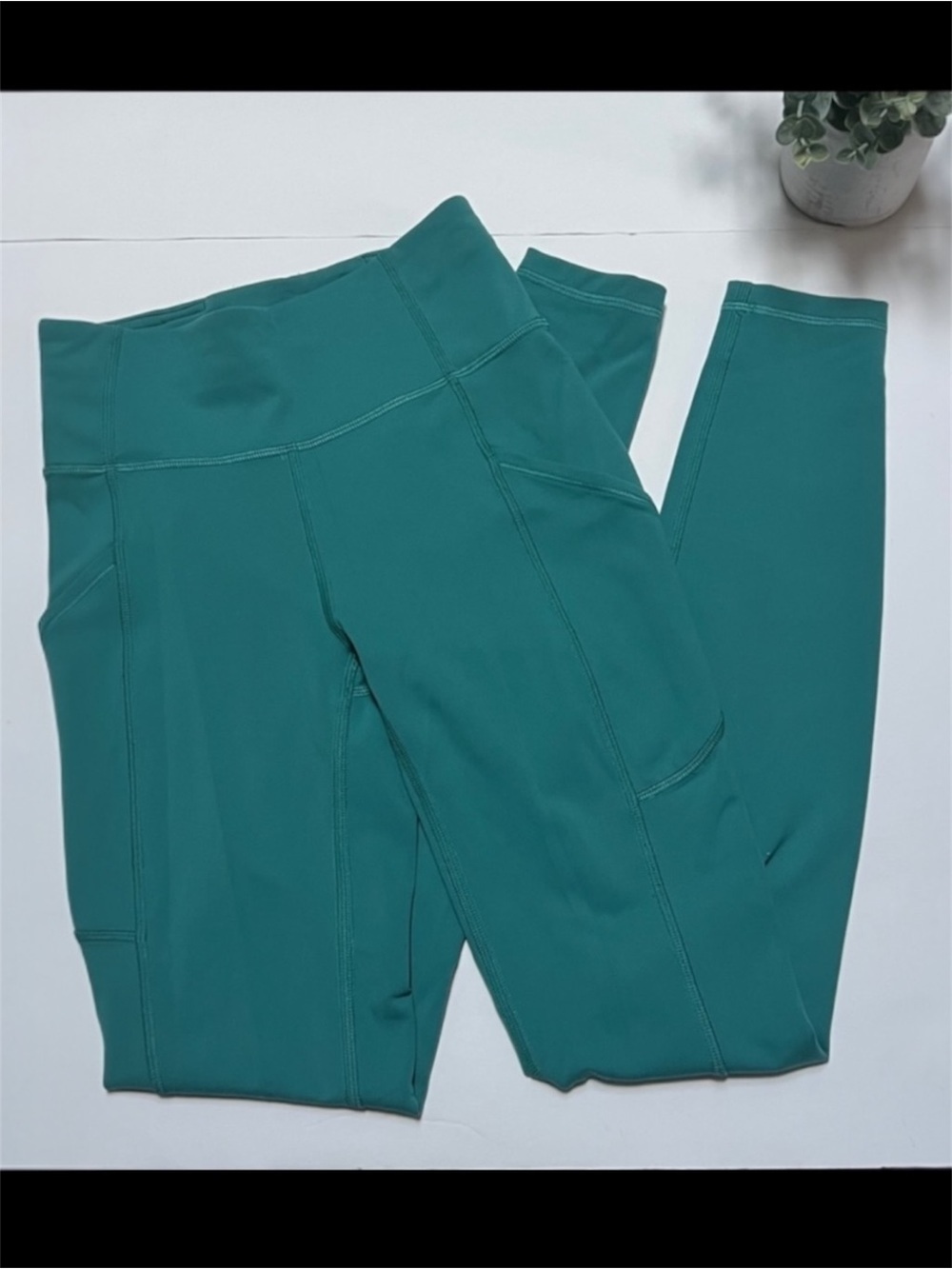 Lululemon Invigorate High Rise Tight 28" Teal Lagoon Size 2